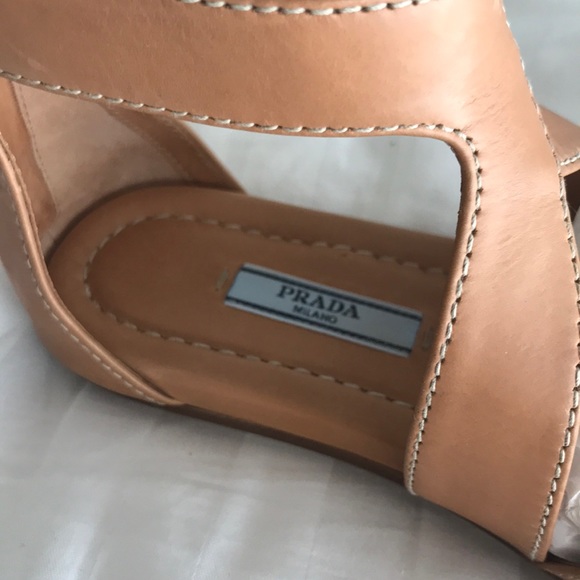NWT Prada Gladiator flat sandals size 7 - Picture 4 of 6
